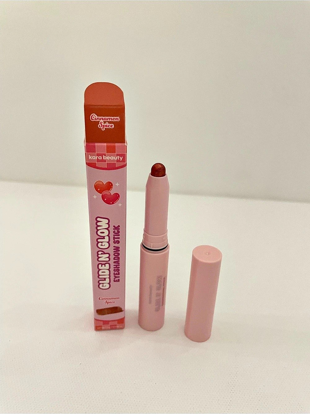 Kara Beauty Glide n' Glow Eyeshadow Stick-Cinnamon Spice
